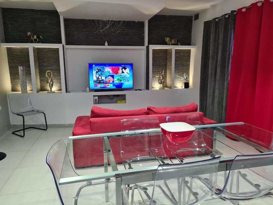St Julians Central 2 Bedroom Apartment Saint Julian's Екстер'єр фото
