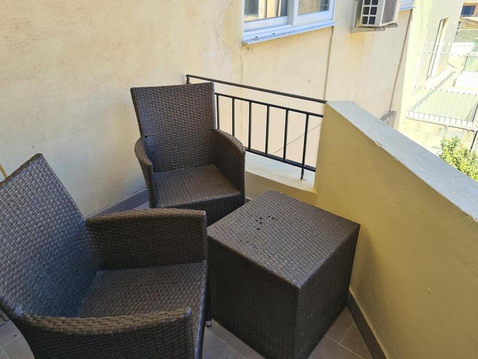 St Julians Central 2 Bedroom Apartment Saint Julian's Екстер'єр фото